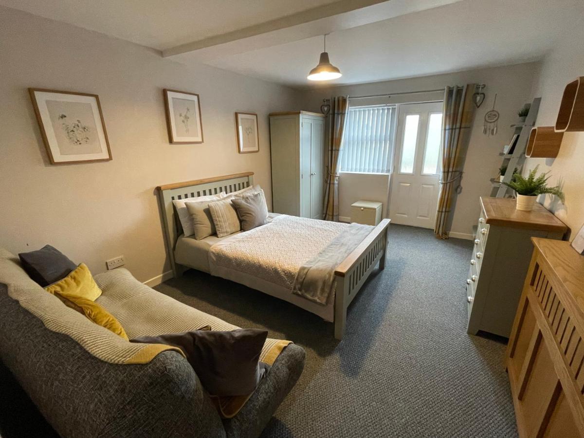 Westend Holiday Let 2 Брекон Экстерьер фото
