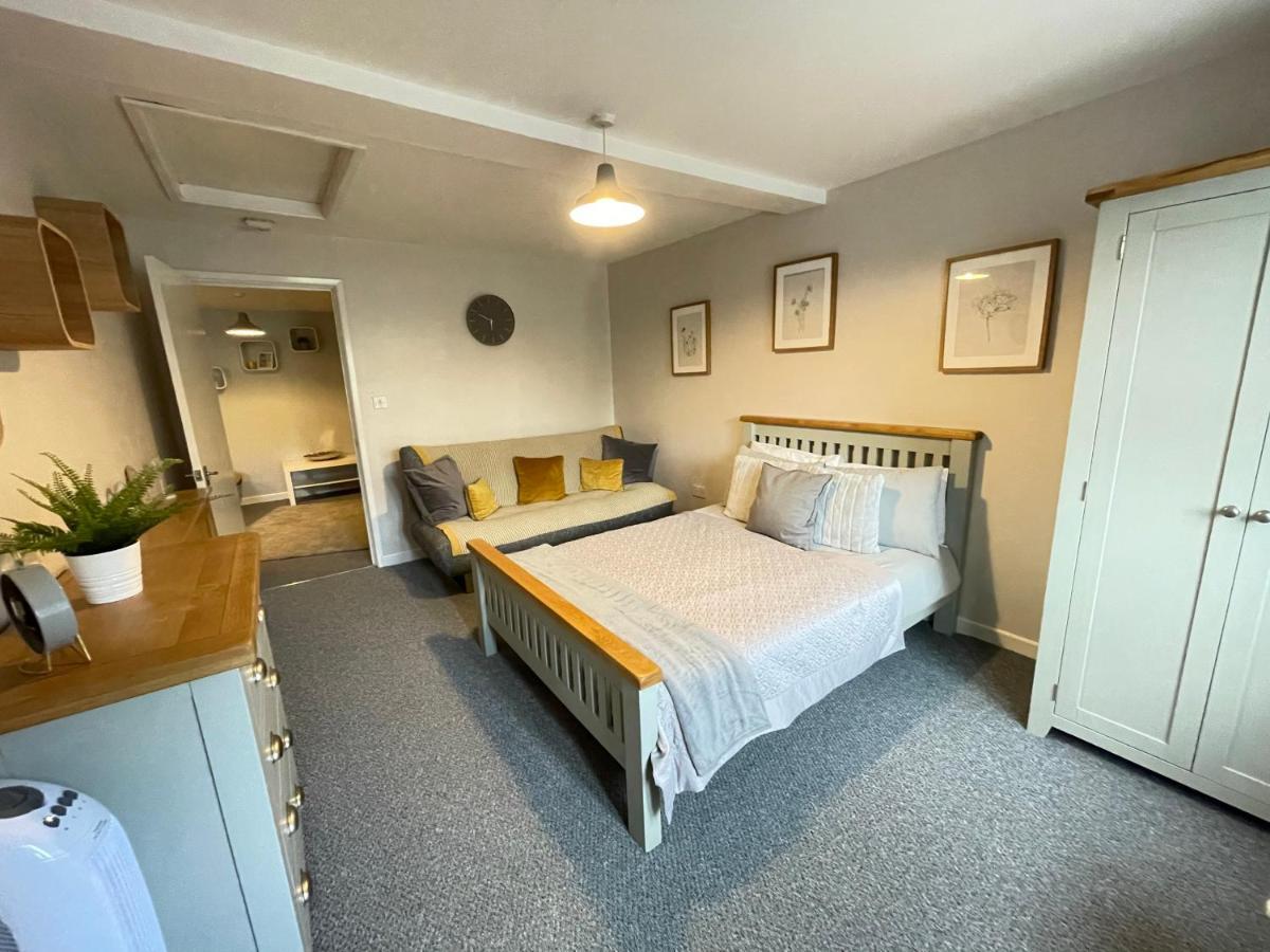 Westend Holiday Let 2 Брекон Экстерьер фото