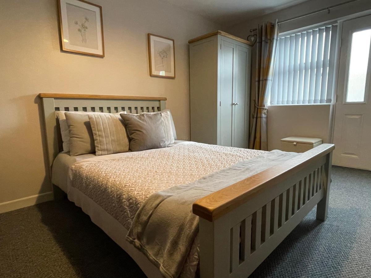Westend Holiday Let 2 Брекон Экстерьер фото
