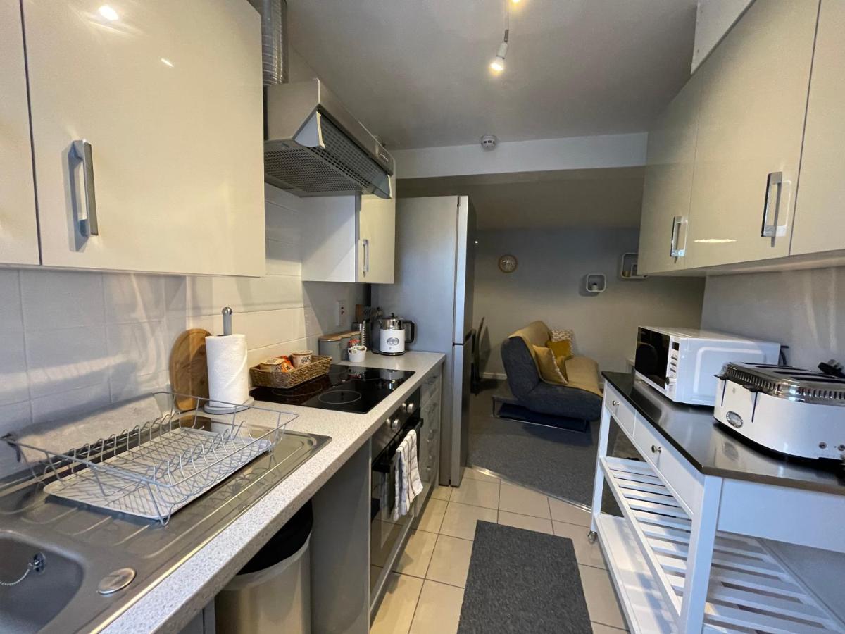Westend Holiday Let 2 Брекон Экстерьер фото