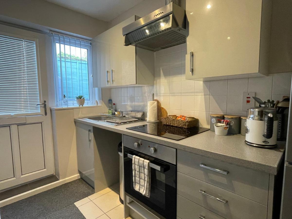 Westend Holiday Let 2 Брекон Экстерьер фото